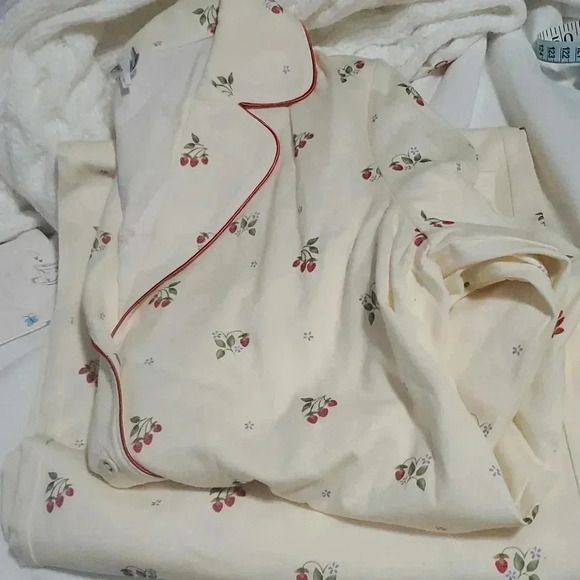 Princess polly pajamas - Picture 8 of 9